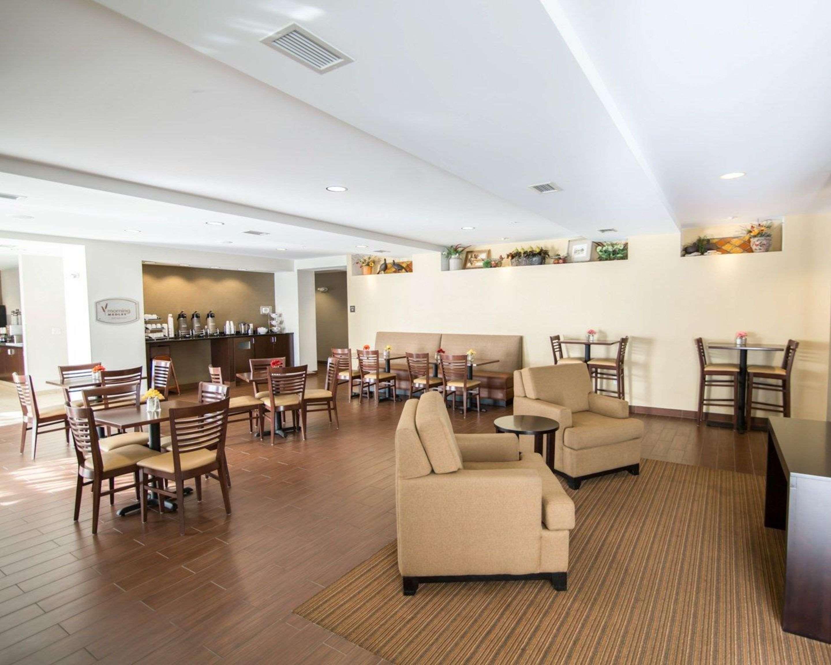Sleep Inn & Suites Norton Buitenkant foto